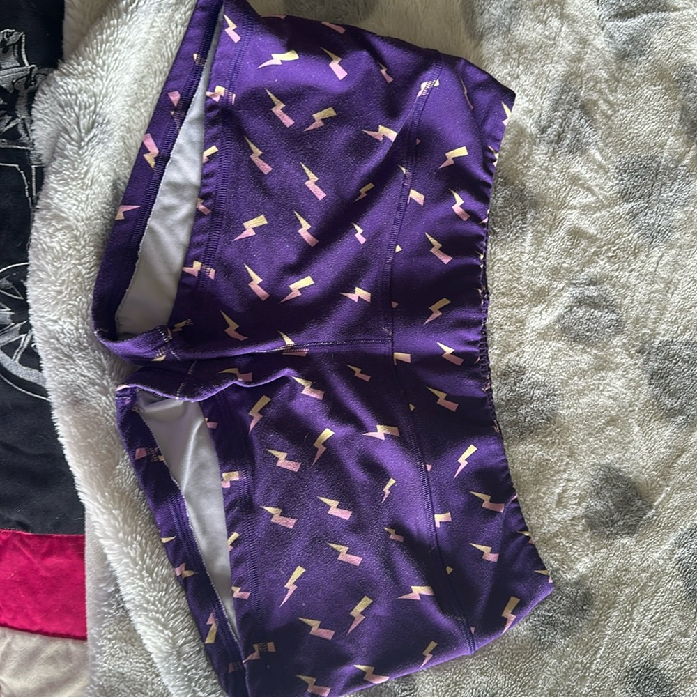 Fleo Shorts